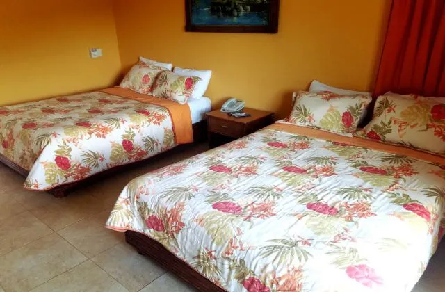 Hotel Jarabacoa River Club Resort Room 2 grands lits